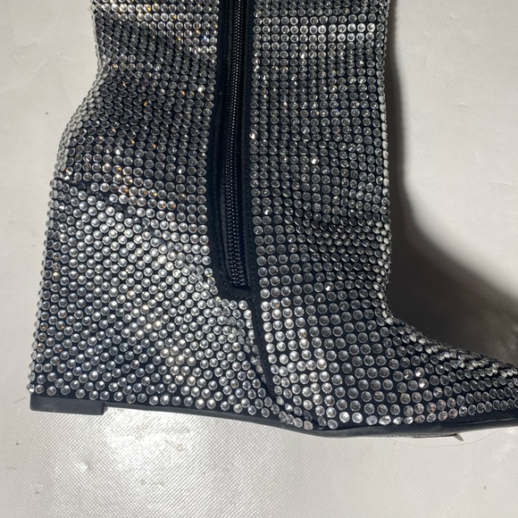 NEW- Womens Gianni Bini Zip Up Knee High Wedge Boots Fabric Rhinestone - Picture 5 of 8